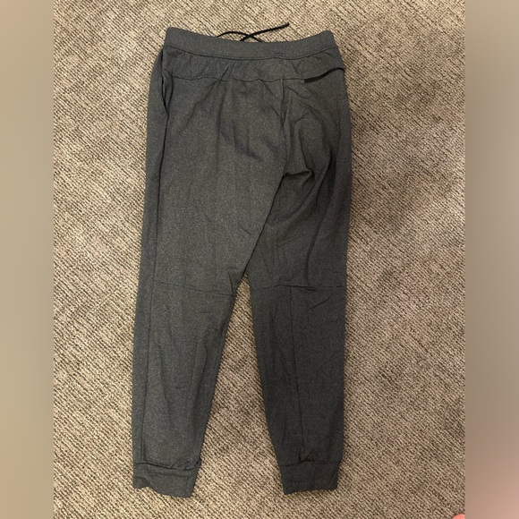 Lululemon size large pants, nothing wrong with them just do not like the style - Picture 2 of 3
